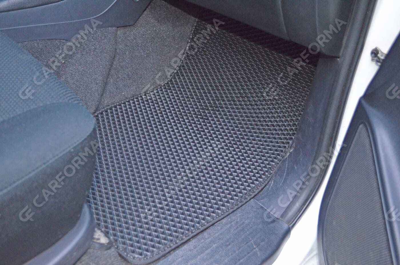 Коврики на Toyota Hilux VII 2008&nbsp;-&nbsp;2015 в Стерлитамаке