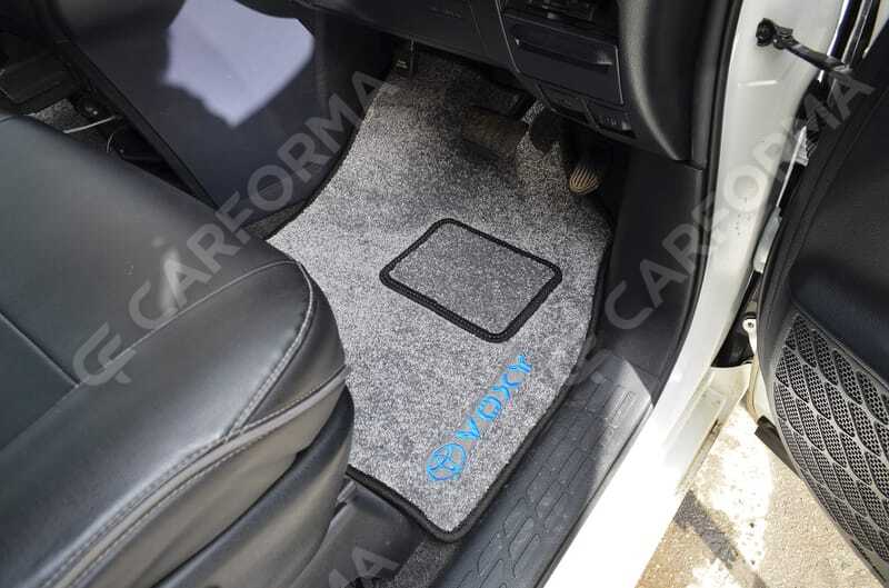 Ворсовые коврики на Toyota Voxy (R80) 2014&nbsp;-&nbsp;2021 в Стерлитамаке