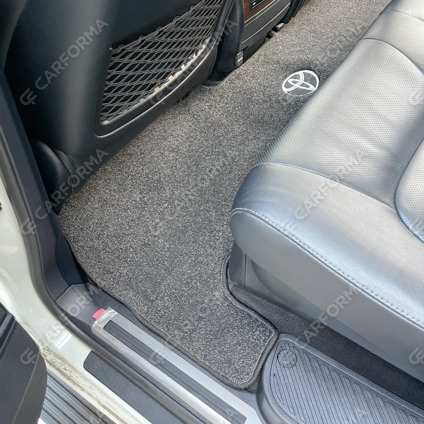Коврики на Toyota Land Cruiser 200 2007&nbsp;-&nbsp;2021 в Стерлитамаке