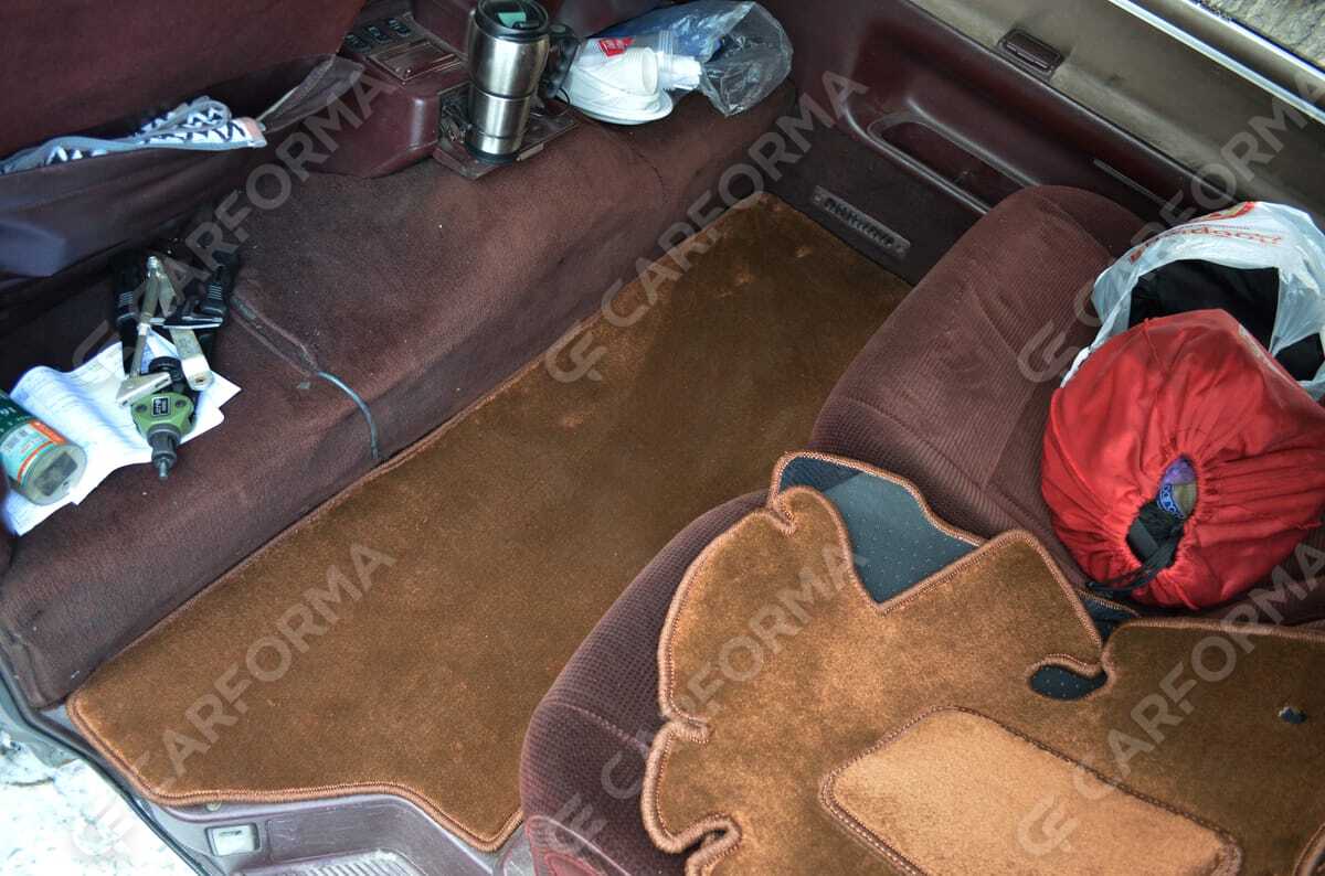 Ворсовые коврики на Toyota Hiace (H100) 1989&nbsp;-&nbsp;2005 в Стерлитамаке
