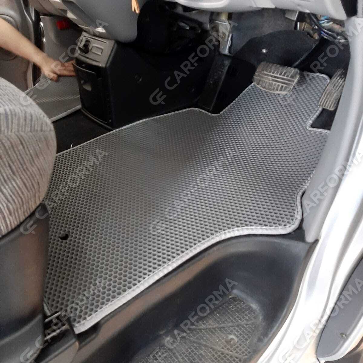 Коврики на Mitsubishi Delica 4 1994&nbsp;-&nbsp;2007 в Стерлитамаке