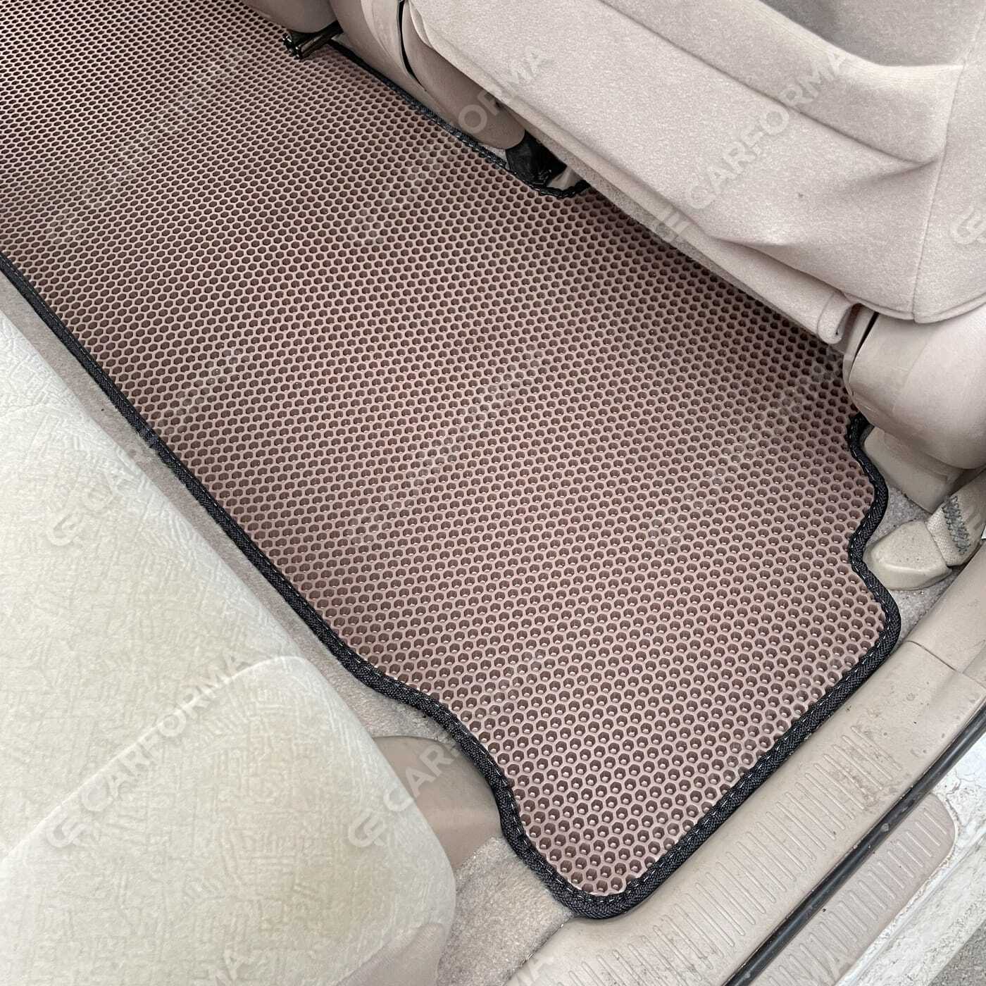 Коврики на Toyota Nadia 1998&nbsp;-&nbsp;2003 в Стерлитамаке
