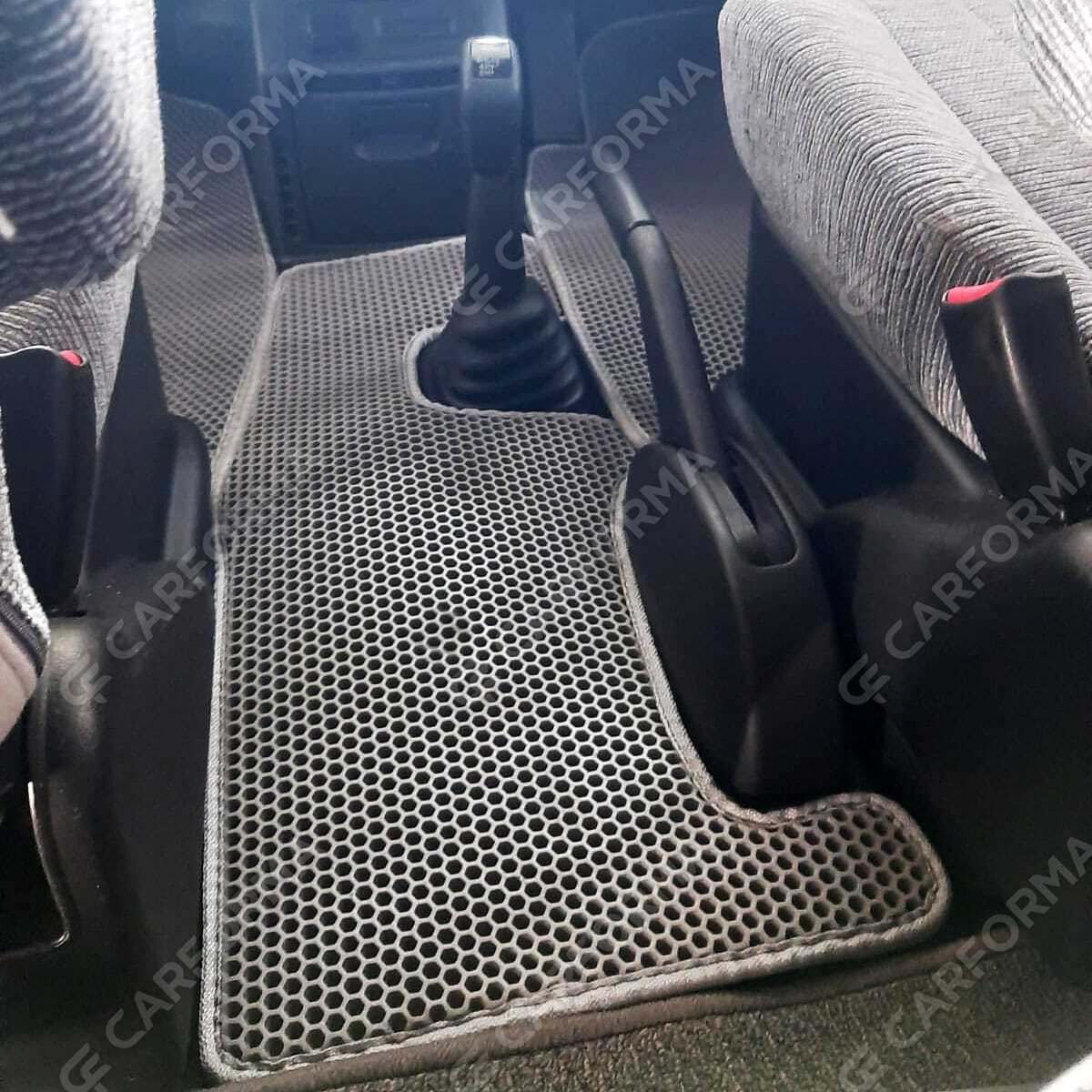 Коврики на Mitsubishi Delica 4 1994&nbsp;-&nbsp;2007 в Стерлитамаке