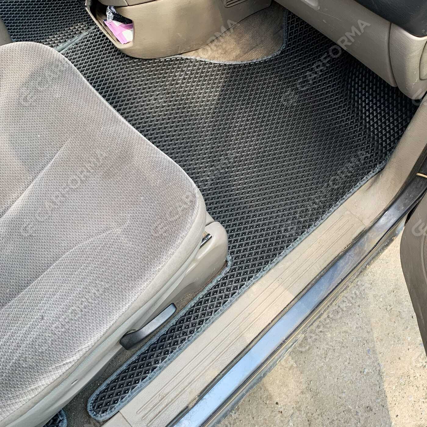 Коврики на Dodge Grand Caravan (RG) 2000&nbsp;-&nbsp;2007 в Стерлитамаке