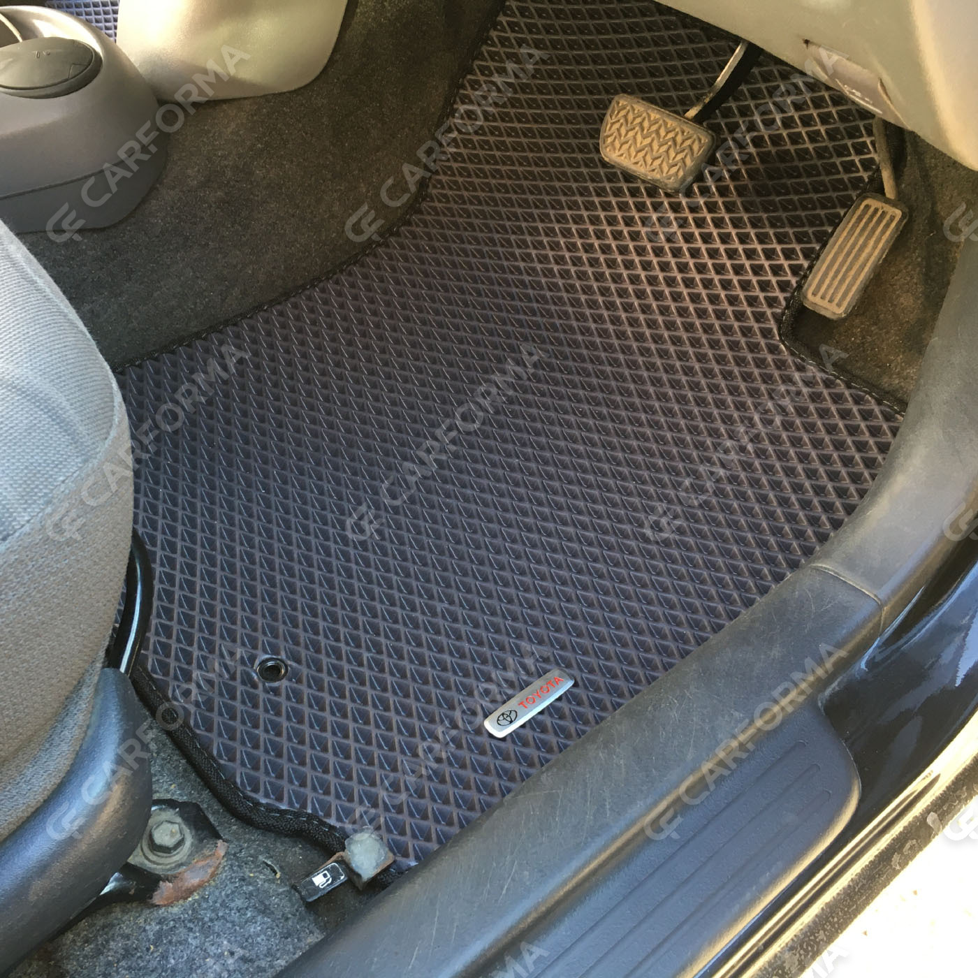 Ворсовые коврики на Toyota Vitz I 1998&nbsp;-&nbsp;2005 в Стерлитамаке