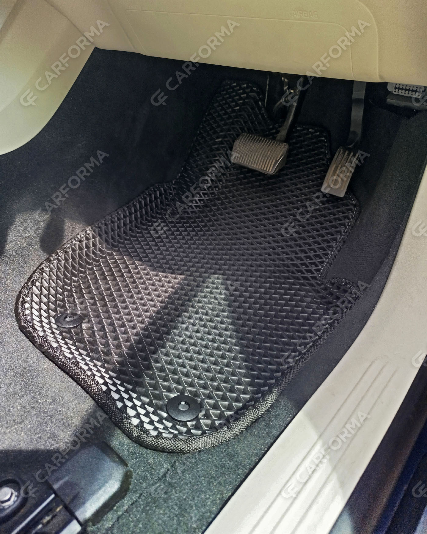 Коврики на Volvo V40 II 2012&nbsp;-&nbsp;2020 в Стерлитамаке