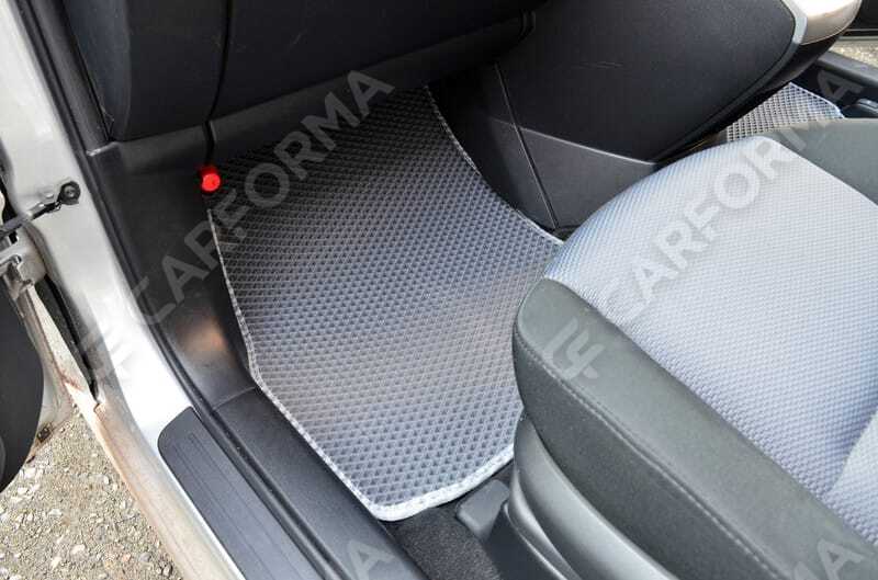 Ворсовые коврики на Mazda Premacy II 2005&nbsp;-&nbsp;2010 в Стерлитамаке