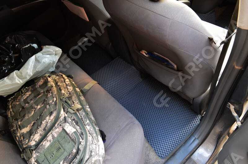 Ворсовые коврики на Toyota Prius (20) 2004&nbsp;-&nbsp;2009 в Стерлитамаке