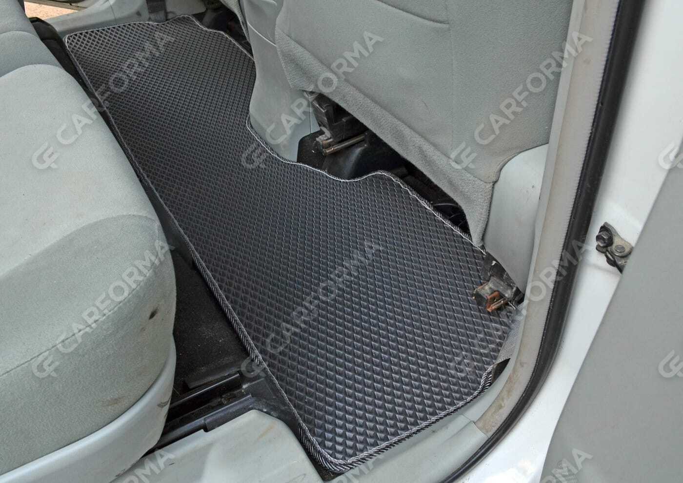 Ворсовые коврики на Toyota Prius Alpha 2011&nbsp;-&nbsp;2021 в Стерлитамаке