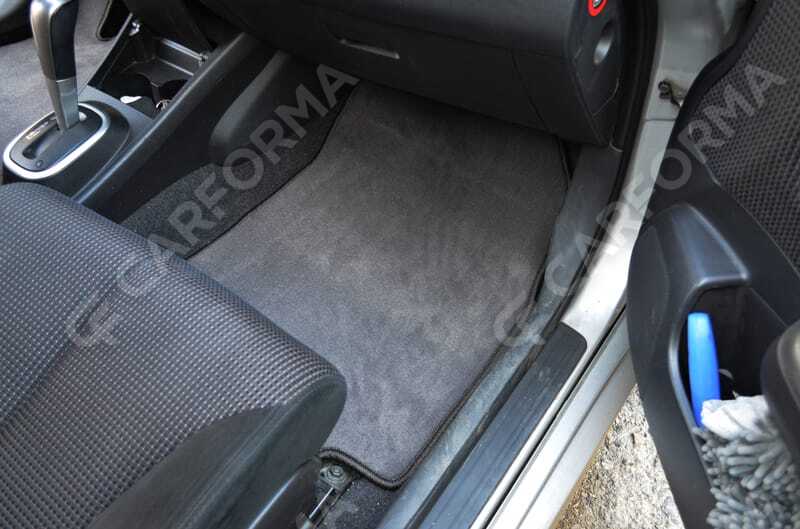 Ворсовые коврики на Nissan Tiida (C11) 2004&nbsp;-&nbsp;2014 в Стерлитамаке