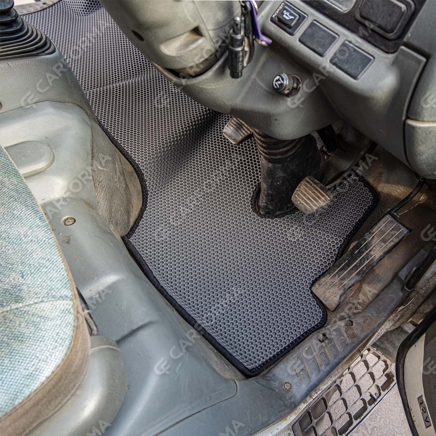 Ворсовые коврики на Mitsubishi Fuso Canter VI узкая кабина 1991&nbsp;-&nbsp;2010 в Стерлитамаке