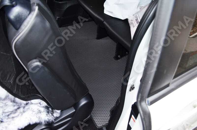 Ворсовые коврики на Toyota Voxy (R80) 2014&nbsp;-&nbsp;2021 в Стерлитамаке