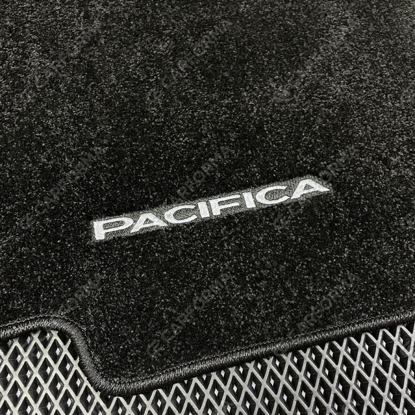 Ворсовые коврики на Chrysler Pacifica II 2016&nbsp;-&nbsp;2026 в Стерлитамаке