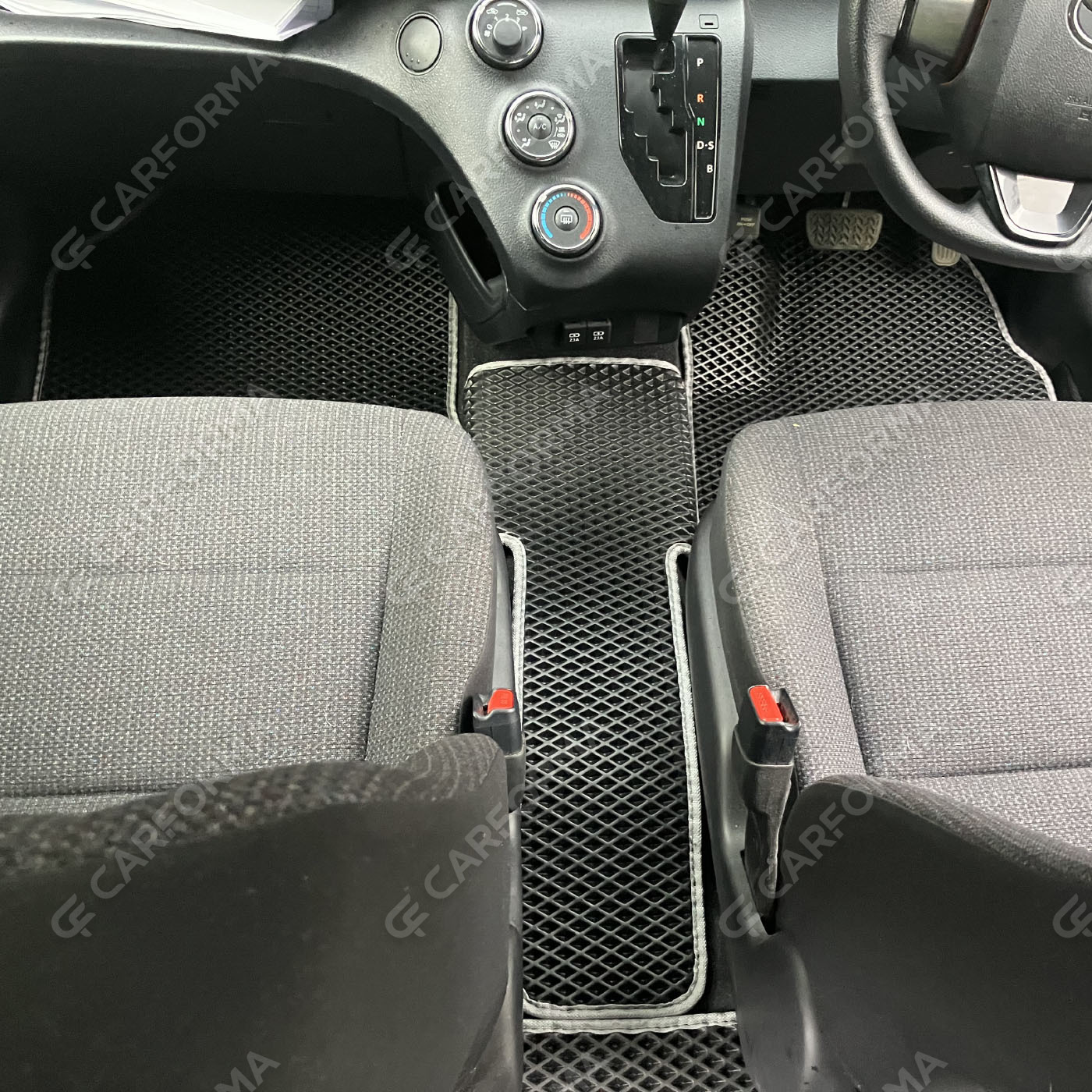 Ворсовые коврики на Toyota Sienta II 2015&nbsp;-&nbsp;2022 в Стерлитамаке