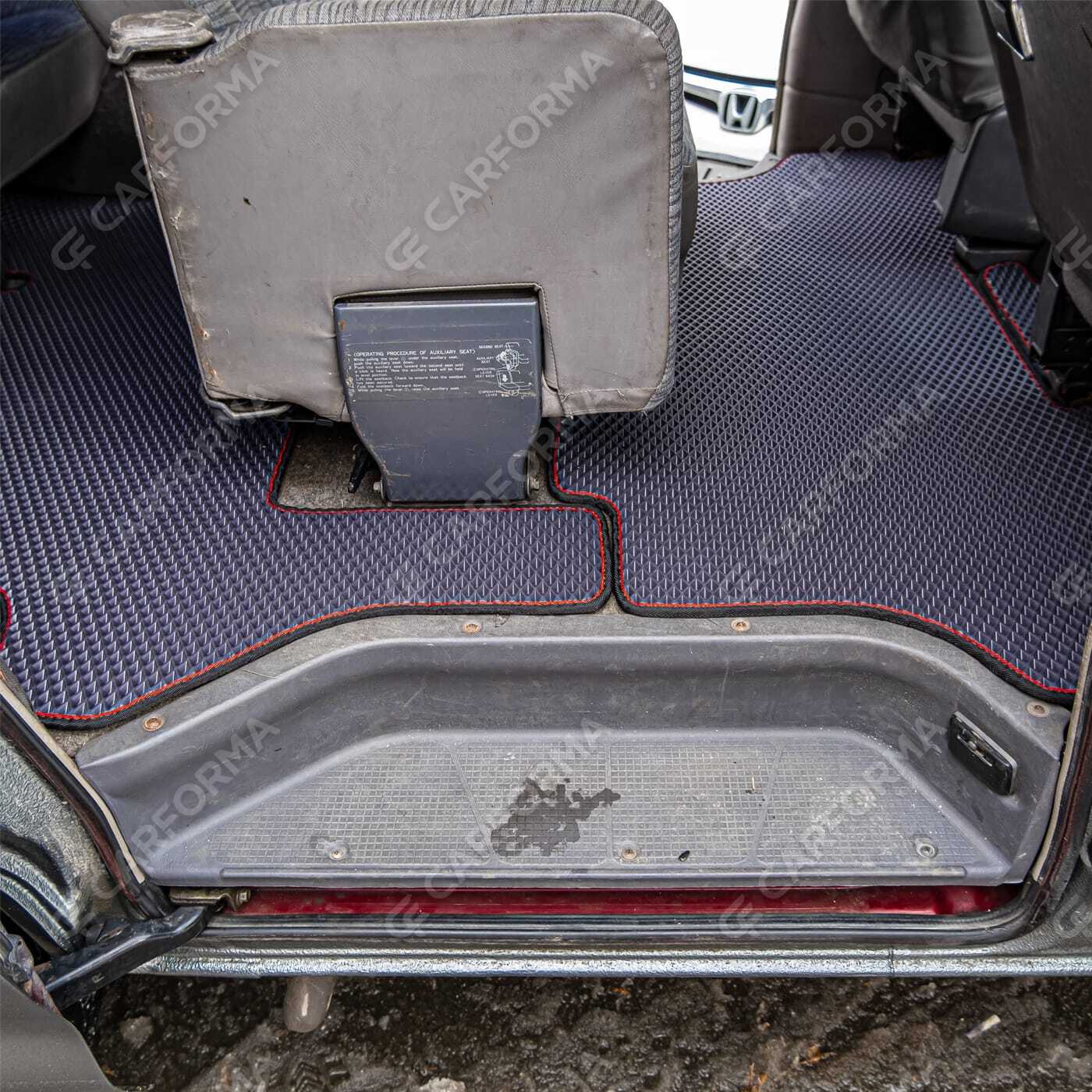 Коврики на Mitsubishi Space Gear 1994&nbsp;-&nbsp;2007 в Стерлитамаке
