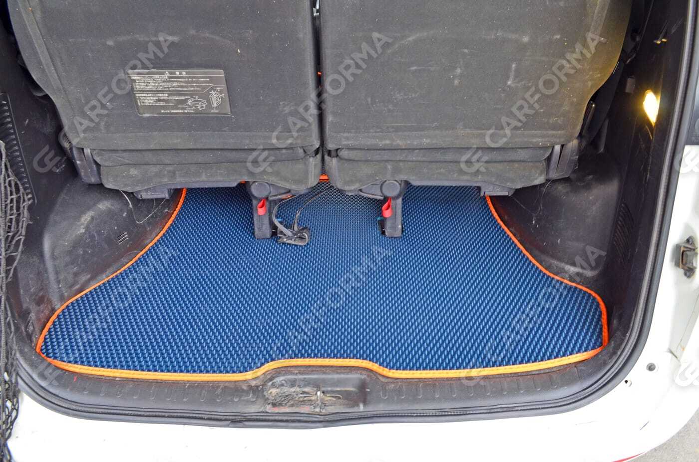 Ворсовые коврики на Nissan Serena (C25) 2005&nbsp;-&nbsp;2010 в Стерлитамаке