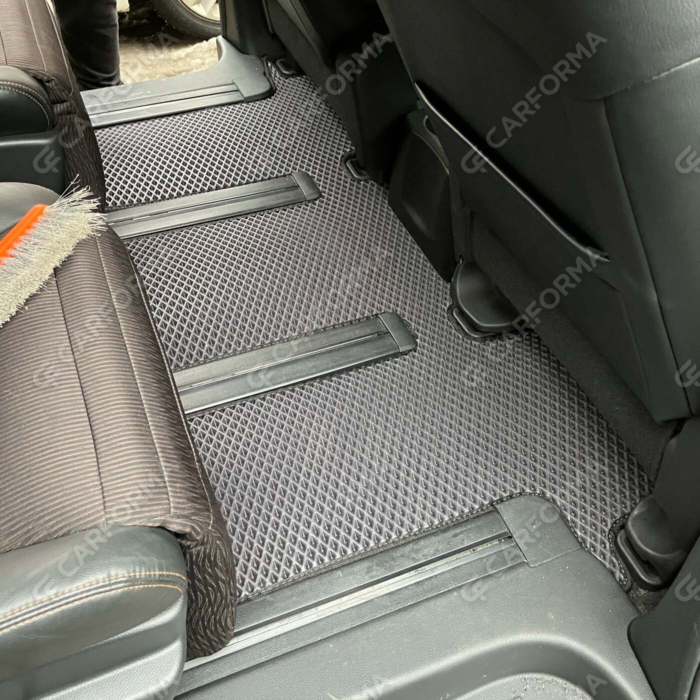 Ворсовые коврики на Nissan Elgrand (E52) 2010&nbsp;-&nbsp;2026 в Стерлитамаке