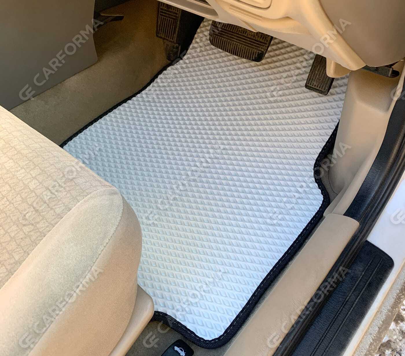 Коврики на Nissan Sunny (B15) 1998&nbsp;-&nbsp;2004 в Стерлитамаке