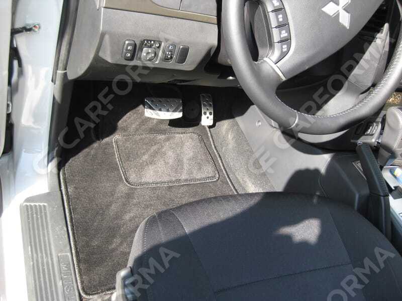 Коврики на Mitsubishi Pajero IV 2006&nbsp;-&nbsp;2021 в Стерлитамаке