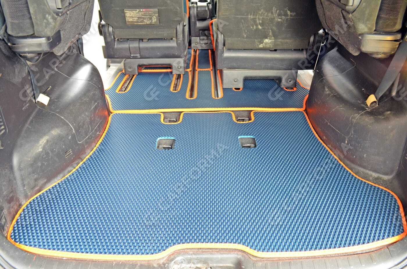 Ворсовые коврики на Nissan Serena (C25) 2005&nbsp;-&nbsp;2010 в Стерлитамаке