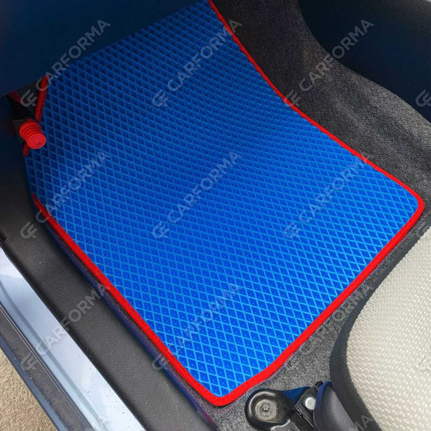 Ворсовые коврики на Toyota Vitz III 2010&nbsp;-&nbsp;2020 в Стерлитамаке