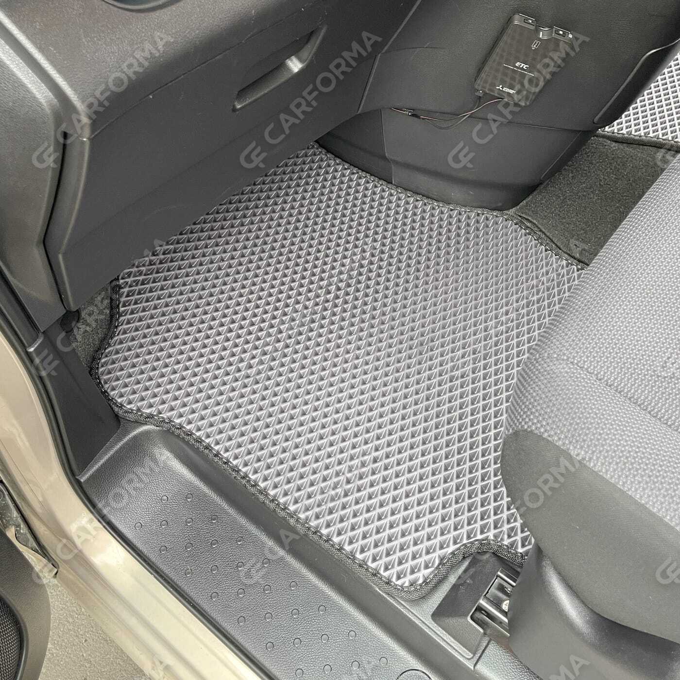Ворсовые коврики на Nissan Serena (C26) 2010&nbsp;-&nbsp;2016 в Стерлитамаке