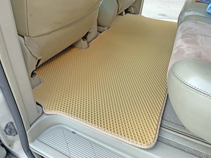 Коврики на Toyota Previa (XR30, XR40) 2000&nbsp;-&nbsp;2007 в Стерлитамаке