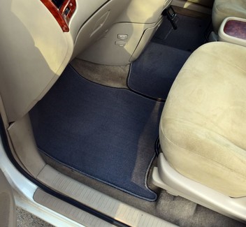 Ворсовые коврики на Toyota Ipsum II 2001&nbsp;-&nbsp;2009 в Стерлитамаке