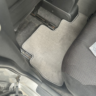 Ворсовые коврики на Nissan Tiida (C11) 2004&nbsp;-&nbsp;2014 в Стерлитамаке