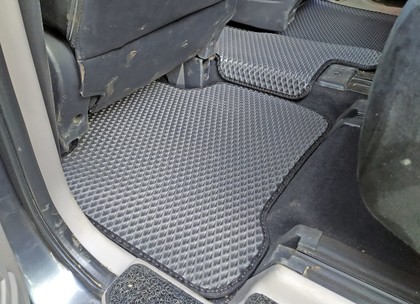 Ворсовые коврики на Mitsubishi Grandis 2003&nbsp;-&nbsp;2009 в Стерлитамаке