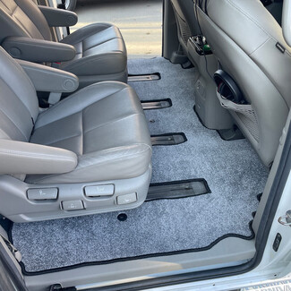 Ворсовые коврики на KIA Carnival III 7 мест 2014&nbsp;-&nbsp;2021 в Стерлитамаке