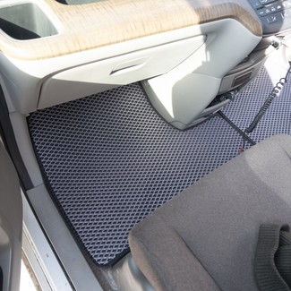 Ворсовые коврики на Honda StepWGN V 2015&nbsp;-&nbsp;2022 в Стерлитамаке