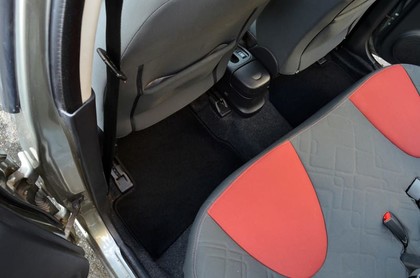 Ворсовые коврики на Nissan Micra (K12) 2003 - 2010 в Стерлитамаке Ворсовые коврики на Nissan Micra (K12) 2003 - 2010 в Стерлитамаке