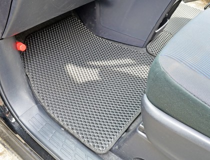 Ворсовые коврики на Toyota Voxy (R80) 2014&nbsp;-&nbsp;2021 в Стерлитамаке