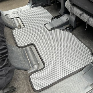 Ворсовые коврики на Nissan Roox I 2009 - 2013 в Стерлитамаке Ворсовые коврики на Nissan Roox I 2009 - 2013 в Стерлитамаке