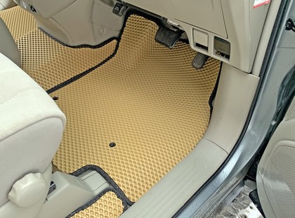 Ворсовые коврики на Toyota Estima III 2006&nbsp;-&nbsp;2019 в Стерлитамаке