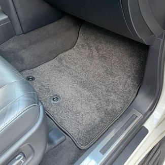 Ворсовые коврики на Lexus LX 570 и LX450d 2007 - 2023 в Стерлитамаке Ворсовые коврики на Lexus LX 570 и LX450d 2007 - 2023 в Стерлитамаке