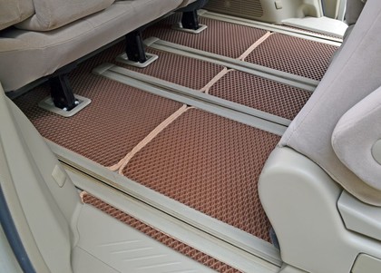 Ворсовые коврики на Toyota Estima III 2006&nbsp;-&nbsp;2019 в Стерлитамаке
