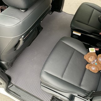 Ворсовые коврики на Toyota Voxy (R80) 2014&nbsp;-&nbsp;2021 в Стерлитамаке