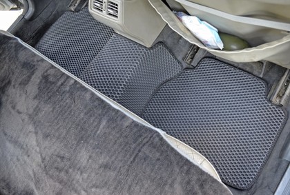 Ворсовые коврики на Mercedes E (W210) 1995&nbsp;-&nbsp;2002 в Стерлитамаке