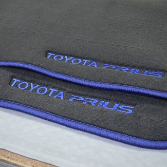Ворсовые коврики на Toyota Prius (30) 2009&nbsp;-&nbsp;2016 в Стерлитамаке