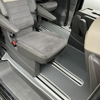 Ворсовые коврики на Volkswagen Multivan (T7) 2021&nbsp;-&nbsp;2026 в Стерлитамаке