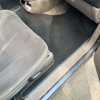 Коврики на Dodge Grand Caravan (RG) 2000&nbsp;-&nbsp;2007 в Стерлитамаке