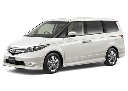 Ворсовые коврики на Honda Elysion 2004 - 2013 в Стерлитамаке Ворсовые коврики на Honda Elysion 2004 - 2013 в Стерлитамаке