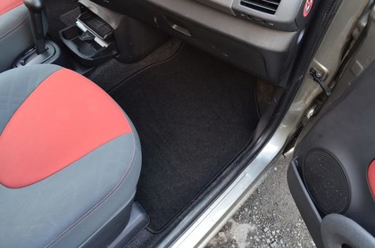 Ворсовые коврики на Nissan Micra (K12) 2003 - 2010 в Стерлитамаке Ворсовые коврики на Nissan Micra (K12) 2003 - 2010 в Стерлитамаке