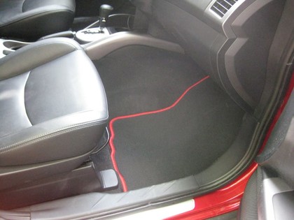 Ворсовые коврики на Mitsubishi Outlander XL 2005 - 2013 в Стерлитамаке Ворсовые коврики на Mitsubishi Outlander XL 2005 - 2013 в Стерлитамаке