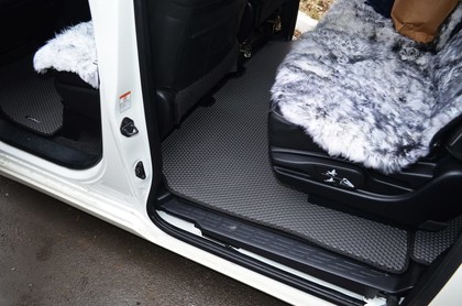 Ворсовые коврики на Toyota Voxy (R80) 2014&nbsp;-&nbsp;2021 в Стерлитамаке