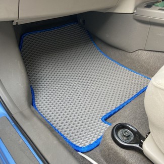 Ворсовые коврики на Nissan Leaf (ZE0) 2009 - 2012 в Стерлитамаке Ворсовые коврики на Nissan Leaf (ZE0) 2009 - 2012 в Стерлитамаке