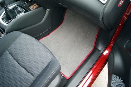 Ворсовые коврики на Nissan Qashqai (J11) (Английская сборка) 2013&nbsp;-&nbsp;2026 в Стерлитамаке