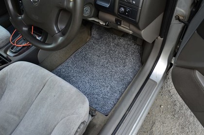 Ворсовые коврики на Nissan Cefiro (A33) 1998&nbsp;-&nbsp;2003 в Стерлитамаке